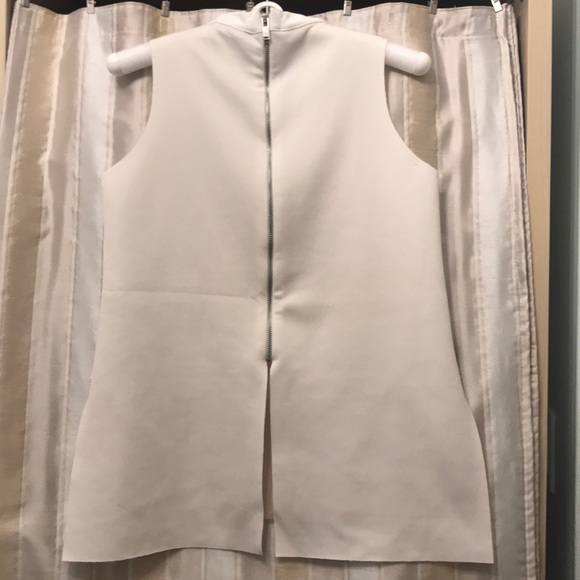 Women’s top - Picture 2 of 4